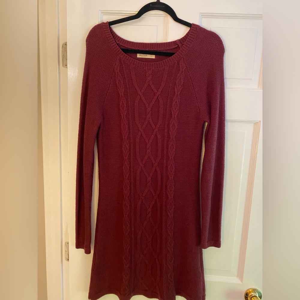 Hollister maroon sweater dress